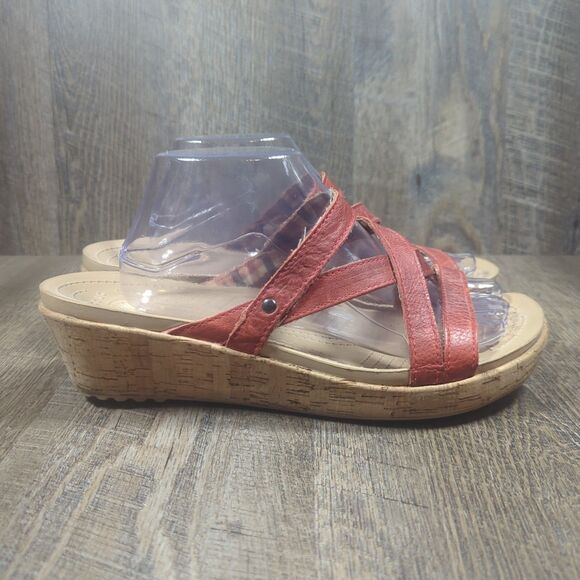 Crocs A-Leigh Red Leather Cork Wedge Women's Size 11 Sandals Comfort Shoes - Picture 2 of 14